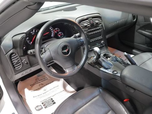 Used 2012 Chevrolet Corvette Coupe RWD image 16