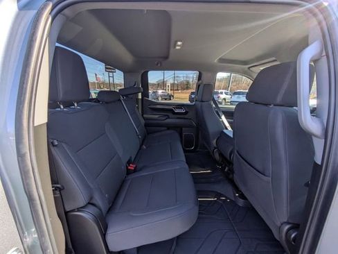 Used 2024 Chevrolet Silverado 1500 LT image 33