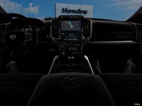 New 2026 RAM 2500 Laramie AWD/4WD image 18