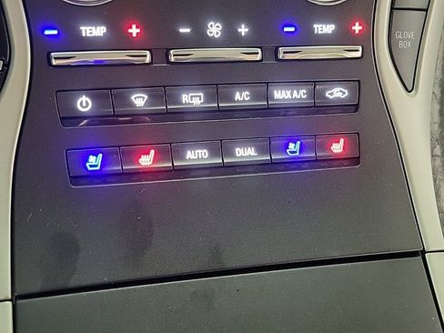 Used 2019 Lincoln Nautilus Reserve image 26