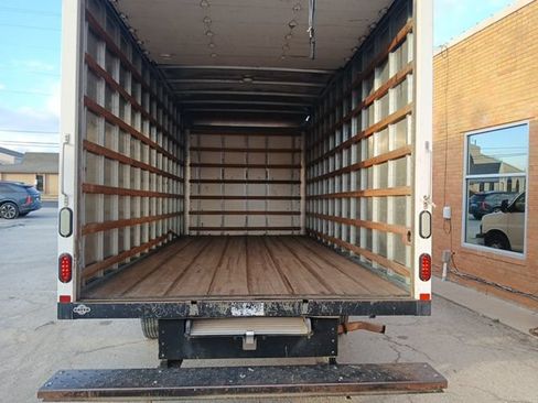 Used 2016 GMC Savana 3500 Extended RWD image 24
