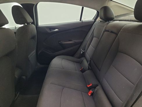 Used 2018 Chevrolet Cruze LT w/ Sun And Sound Package image 18