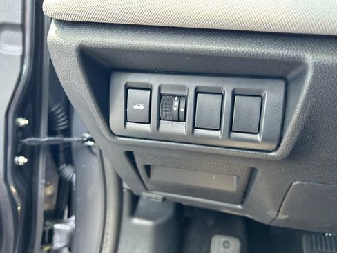 Used 2025 Subaru Legacy Premium AWD/4WD image 19