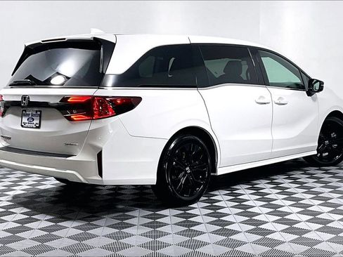 Used 2025 Honda Odyssey Sport-L image 12