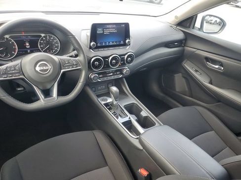 Used 2025 Nissan Sentra SV w/ All-Weather Package FWD image 11