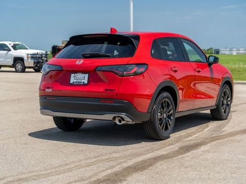 Used 2026 Honda HR-V Sport image 10