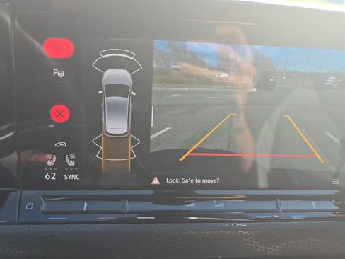 Used 2024 Volkswagen GTI Autobahn image 19