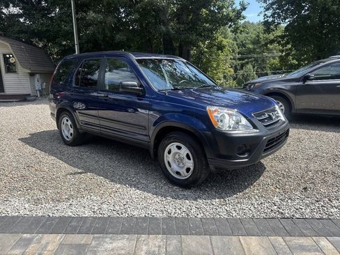 Used 2005 Honda CR-V LX image 1