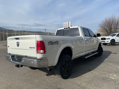 Used 2017 RAM 2500 Laramie AWD/4WD image 10