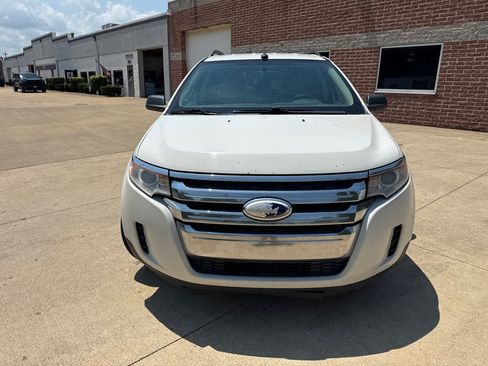 Used 2013 Ford Edge SE FWD image 2