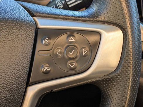 Used 2024 GMC Terrain SLE image 23