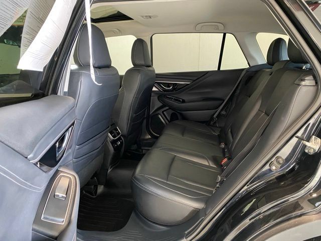 Used 2023 Subaru Outback Touring XT AWD/4WD image 14