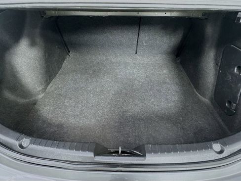 Used 2018 MAZDA MAZDA3 Touring image 29
