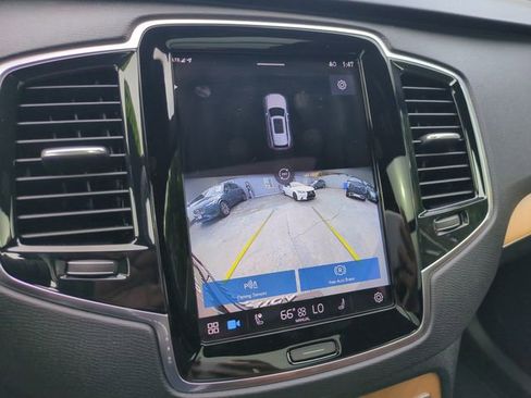 Certified 2023 Volvo XC90 T8 Plus image 23