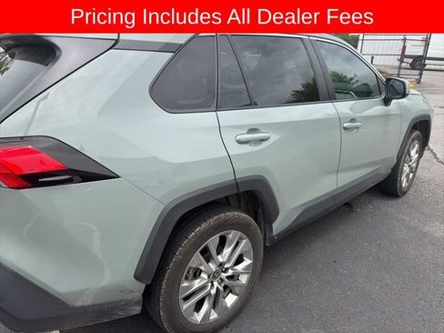Used 2023 Toyota RAV4 XLE Premium AWD/4WD image 21