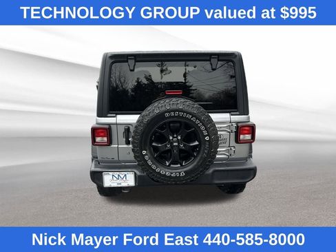 Used 2020 Jeep Wrangler Unlimited Willys image 6