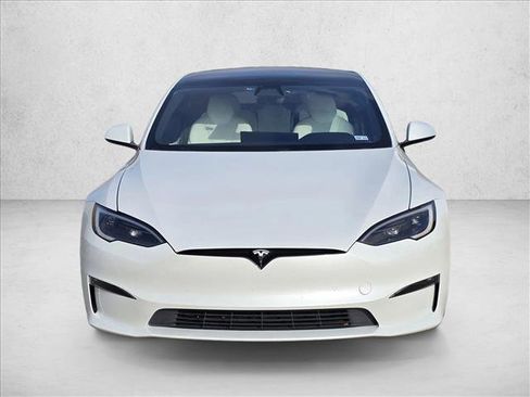 Used 2022 Tesla Model S image 2