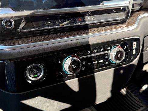 Used 2022 Chevrolet Silverado 1500 LT image 20