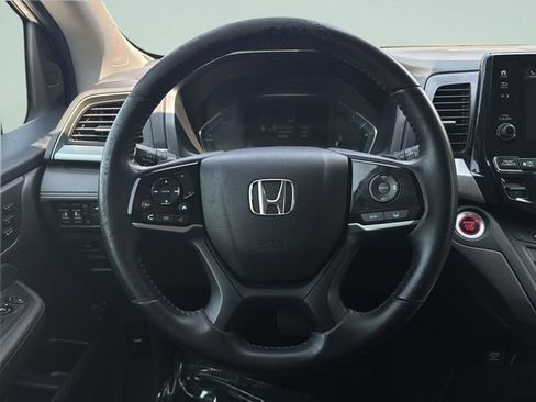 Used 2018 Honda Odyssey EX-L image 22