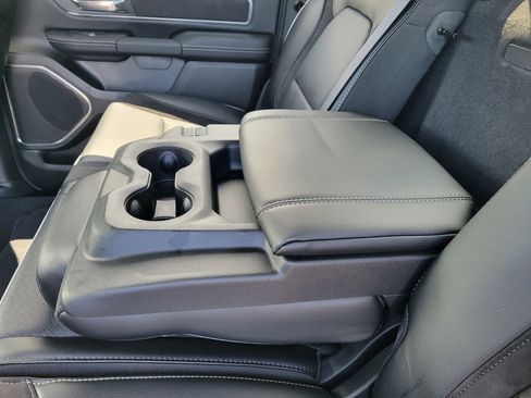 Used 2026 RAM 1500 Laramie AWD/4WD image 39