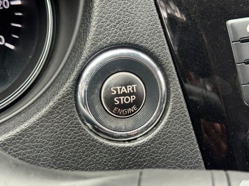 Used 2019 Nissan Rogue SL w/ Premium Package FWD image 22