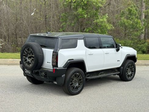 New 2025 GMC Hummer EV 3X w/ LPO, Illumination Package image 13