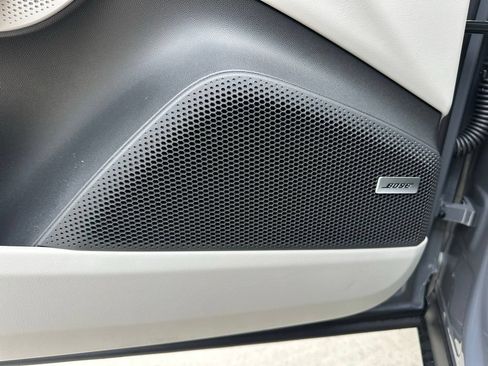 Certified 2026 Porsche Macan Electric RWD image 22