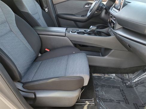 Certified 2023 Nissan Rogue SV image 20