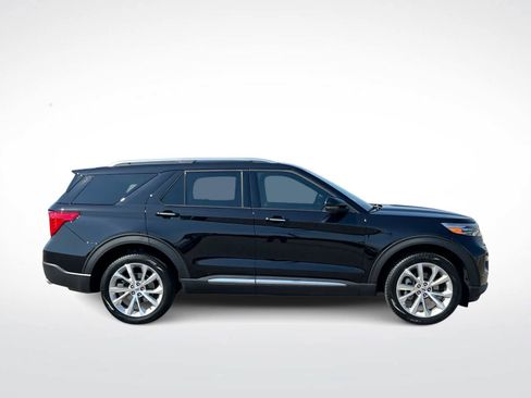 Used 2023 Ford Explorer Platinum w/ Technology Package AWD/4WD image 9