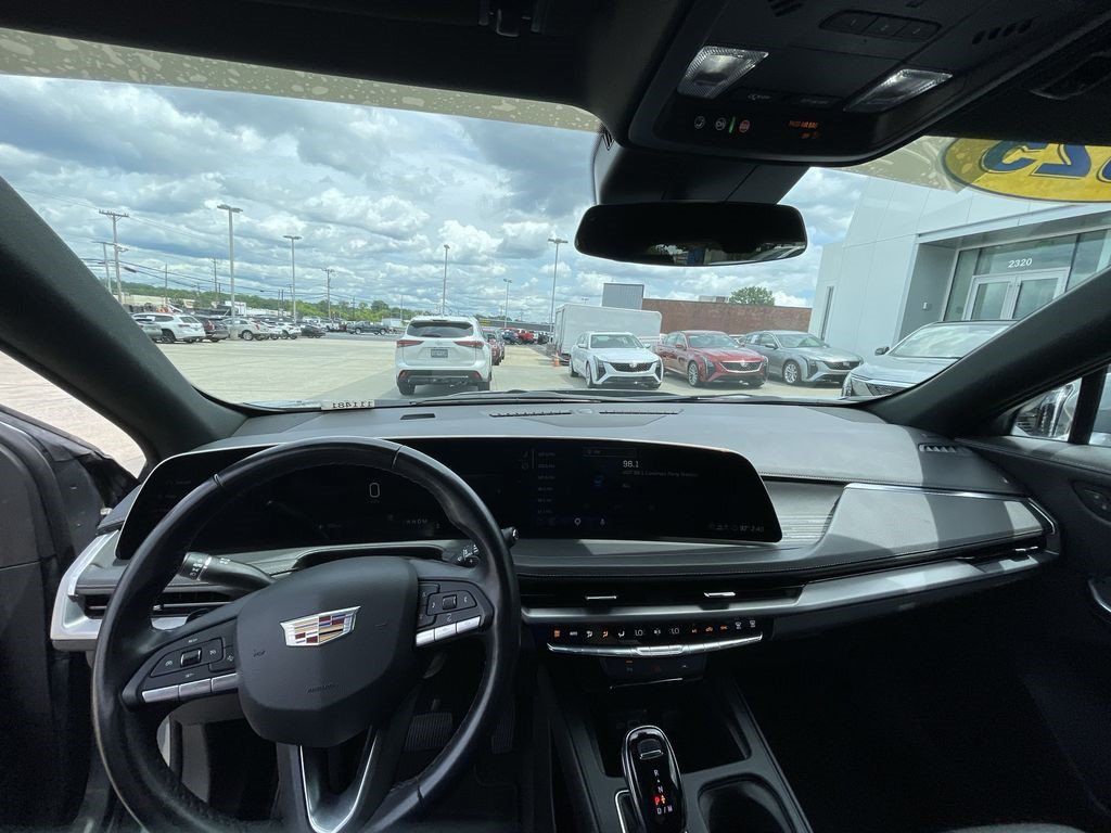 Certified 2025 Cadillac XT4 Premium Luxury FWD image 12