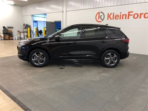 Used 2023 Ford Escape ST-Line w/ Tech Pack #1 image 4
