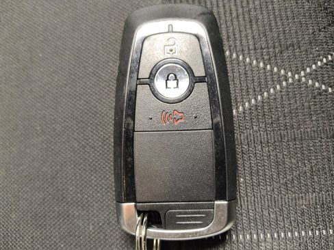 Used 2020 Ford EcoSport SE w/ SE Convenience Package FWD image 32
