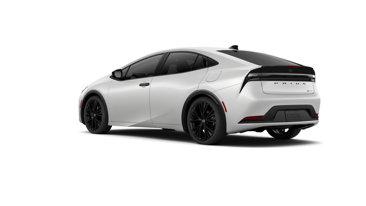 New 2027 Toyota Prius Plug-In Hybrid FWD image 6