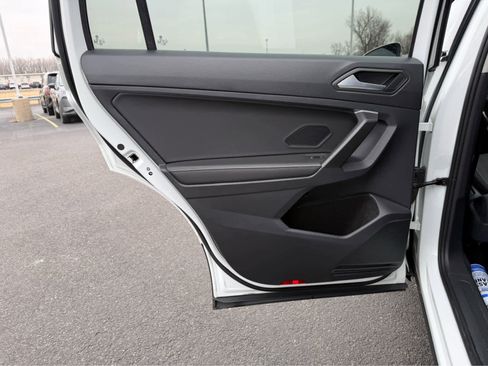 Used 2024 Volkswagen Tiguan S image 19