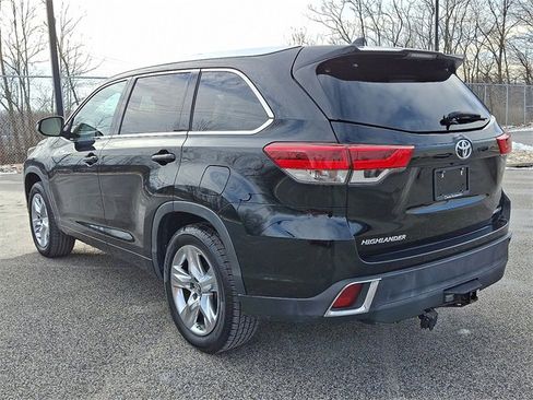 Used 2019 Toyota Highlander Limited image 8