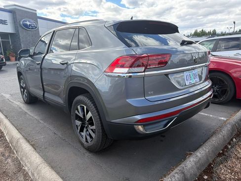 Used 2022 Volkswagen Atlas Cross Sport SE AWD/4WD image 5