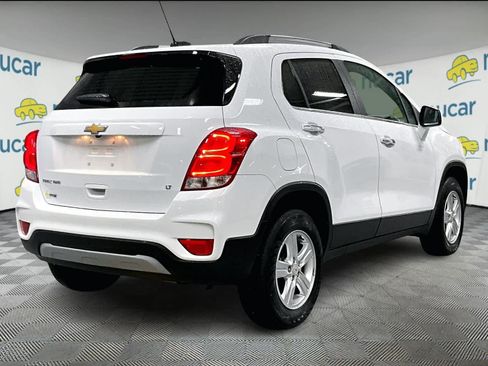 Used 2018 Chevrolet Trax LT w/ LT Convenience Package image 6