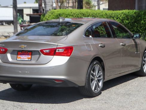 Used 2023 Chevrolet Malibu LT w/ Driver Confidence Package FWD image 9