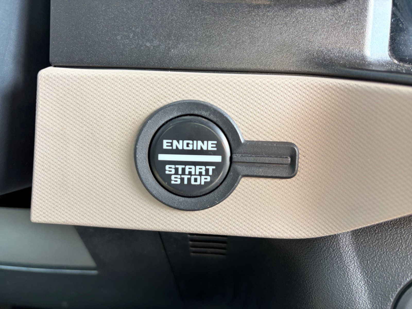 Used 2021 Ford Bronco Wildtrak AWD/4WD image 28