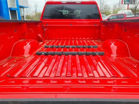 Used 2025 Chevrolet Silverado 3500 LT w/ Convenience Package AWD/4WD image 7