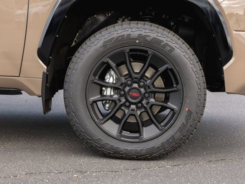 New 2026 Toyota Tundra Platinum AWD/4WD image 4