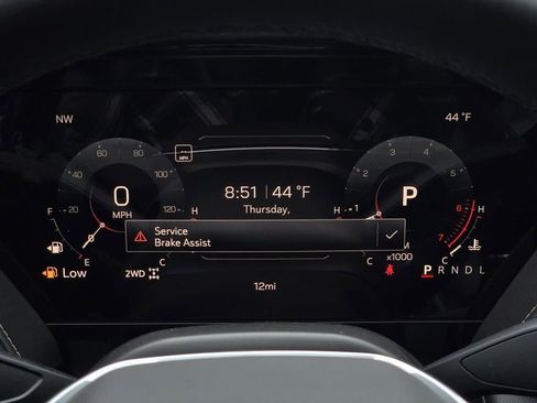 New 2026 GMC Yukon Elevation image 12