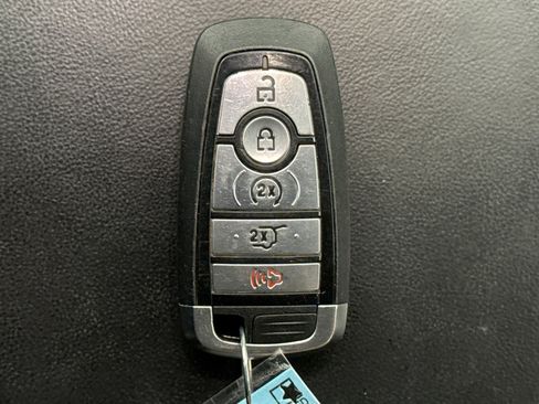 Used 2023 Ford Explorer XLT w/ Equipment Group 202A AWD/4WD image 10