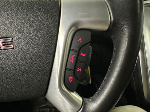 Used 2017 GMC Acadia Limited SLT image 13