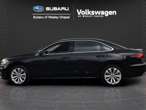Used 2020 Volkswagen Passat 2.0T SEL FWD image 5
