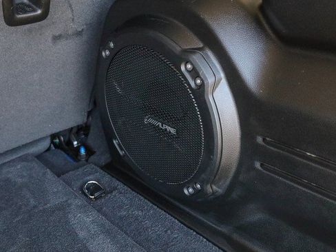 Used 2024 Jeep Wrangler Willys image 29