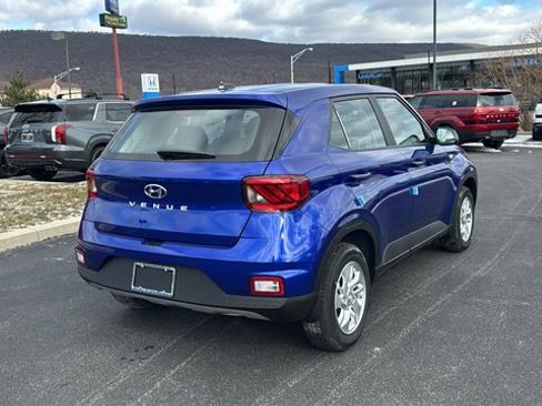 New 2026 Hyundai Venue SE image 5