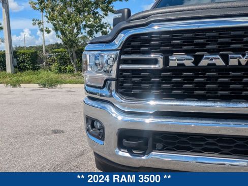 Used 2024 RAM 3500 Big Horn AWD/4WD image 10