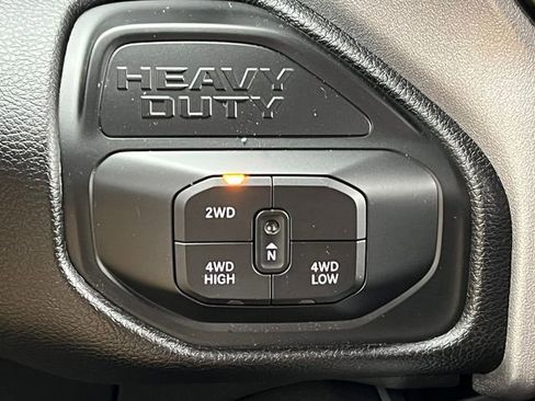 Used 2025 RAM 3500 Laramie image 40