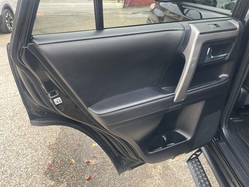 Used 2023 Toyota 4Runner SR5 Premium w/ Moonroof Package image 19